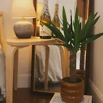 En Vivienda Compartida Con Bano Privado 3* Santullan
